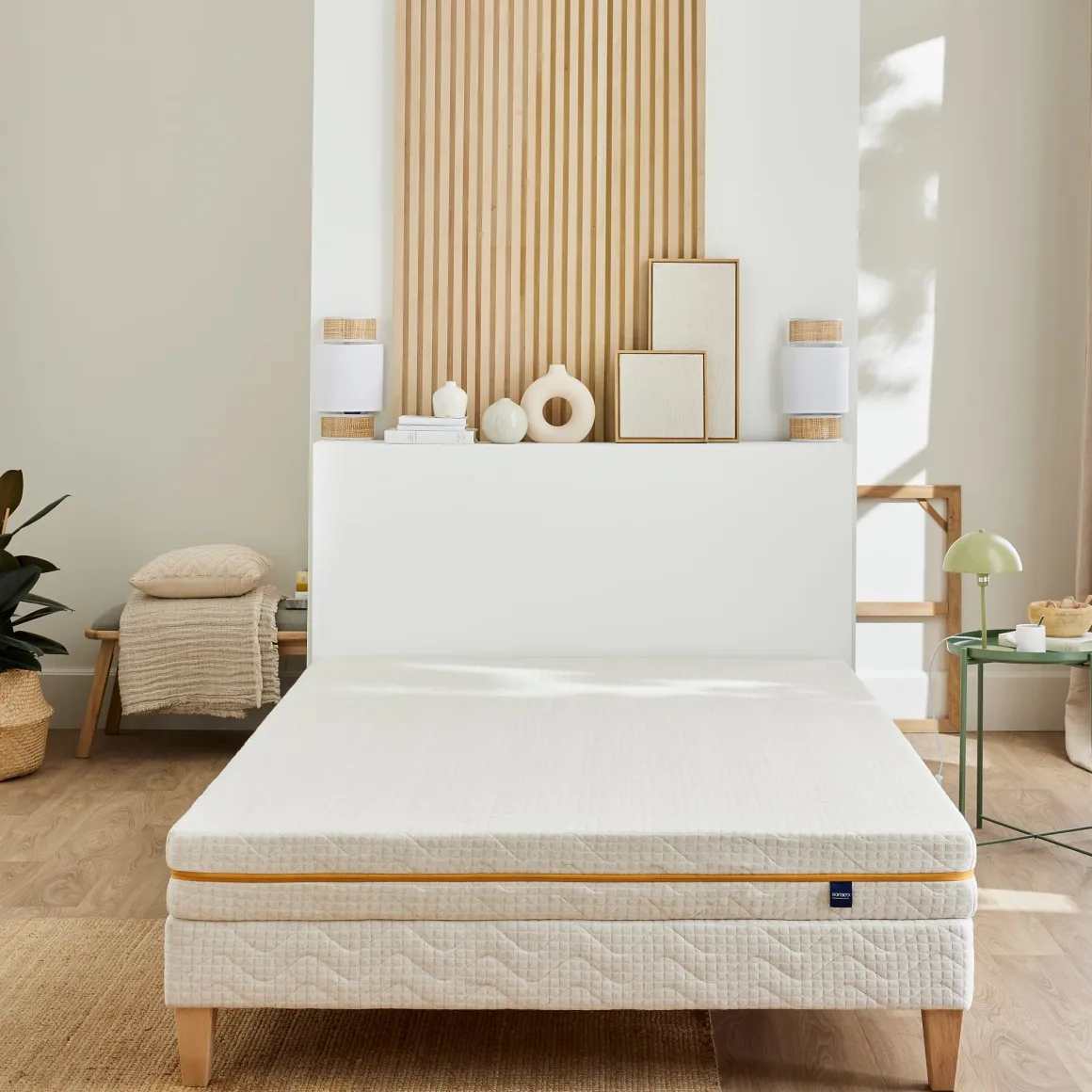 Ensemble matelas mousse recyclée, sommier, pieds, couette et oreiller Aube 400 - SOMEO