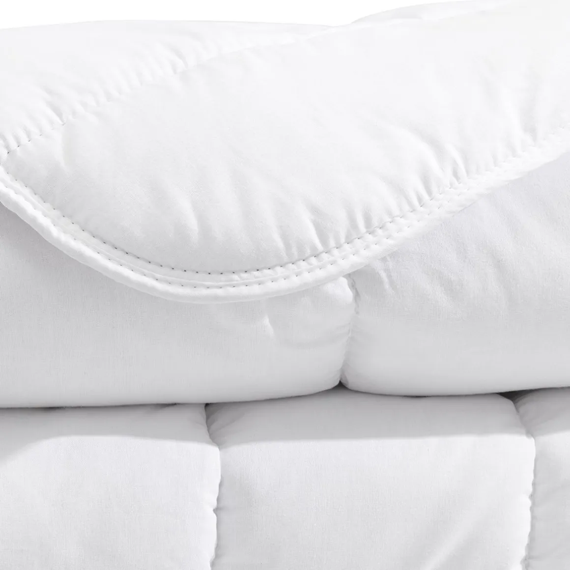 Ensemble matelas mousse, sommier, pieds, tête de lit, couette et oreiller Aurore 400 - SOMEO