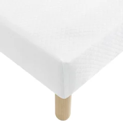 Ensemble matelas ressorts, latex et mémoire de forme, sommier Constellation et pieds Rêve 700 - SOMEO