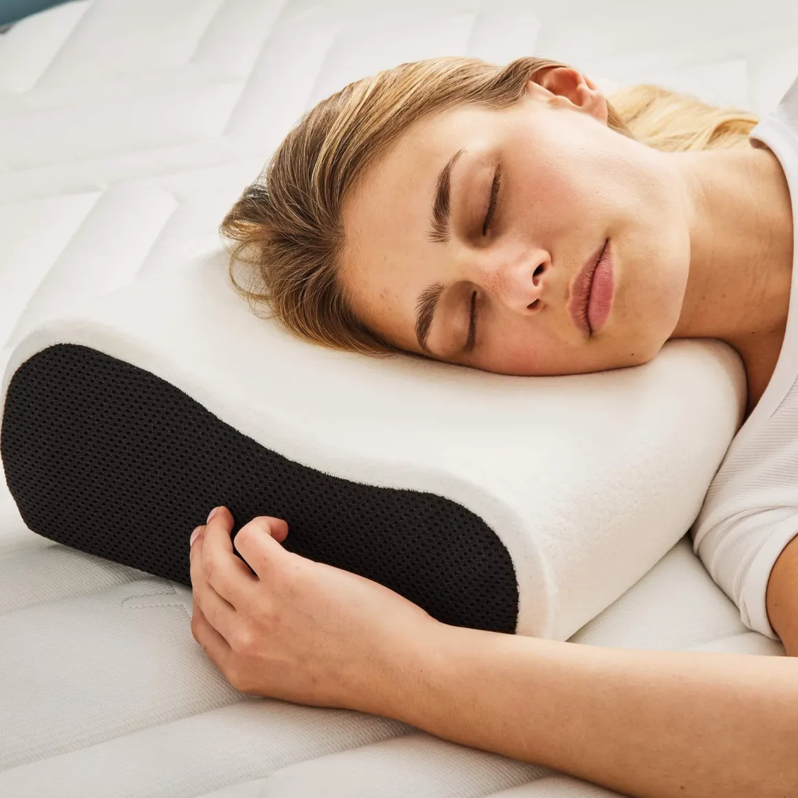 Lot de 2 oreillers ergonomiques Bultex à mémoire de forme 33x52